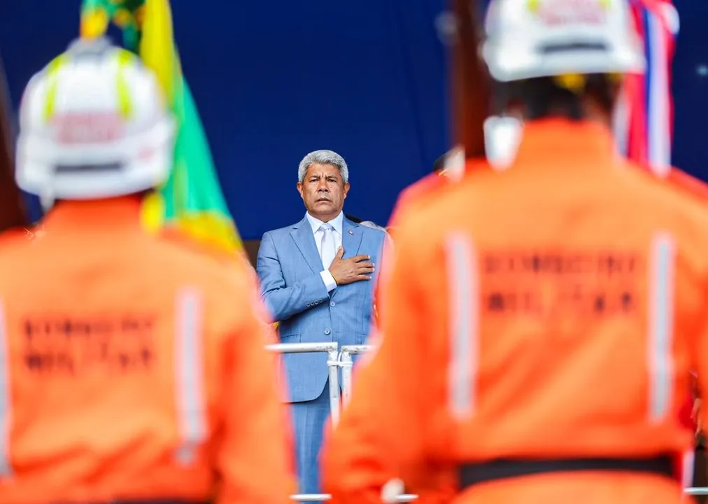 Governador Jerônimo Rodrigues e Bombeiros Militares