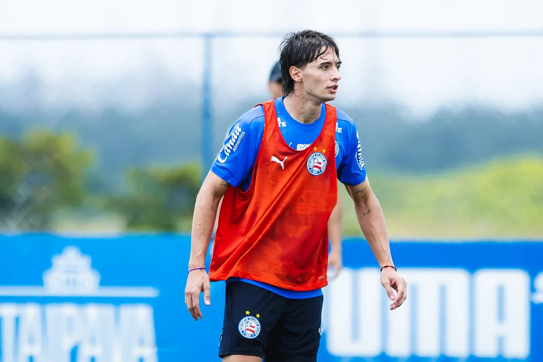 Reforço do Bahia, Román Gómez é regularizado no BID e pode estrear