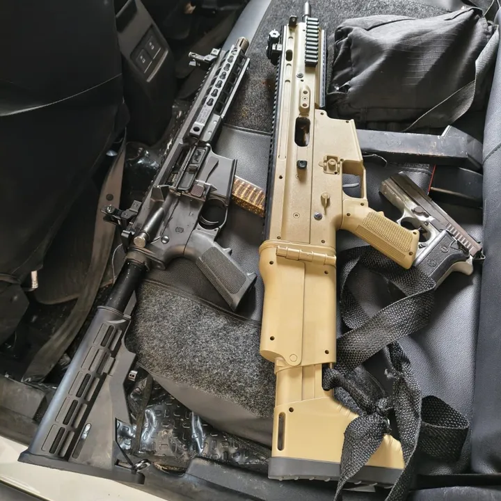 Todo o material apreendido foi encaminhado ao Departamento de Homicídios e Proteção à Pessoa (DHPP)