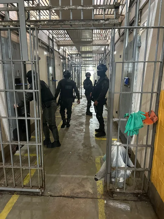 Ação foi finalizada sem ocorrências e integra uma estratégia conjunta para fortalecer o controle interno do sistema prisional