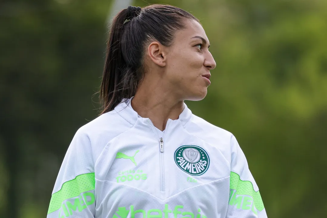 Bia Zaneratto em treino no Palmeiras