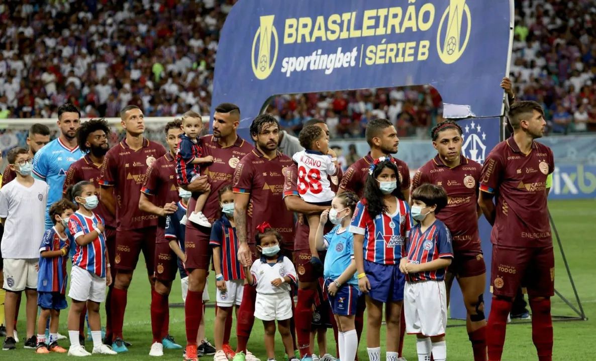 Jogadores do Bahia em campo durante Série B