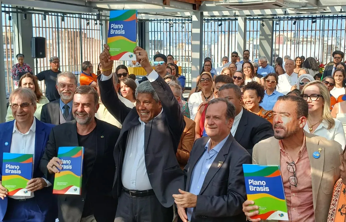 Jerônimo e Freixo lanãram o Plano Brasis 2025-2027, em Salvador.