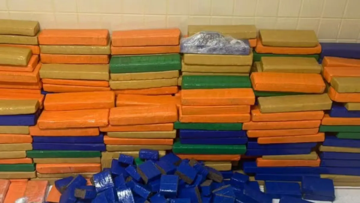 Maconha foi apreendida pela Polícia Militar