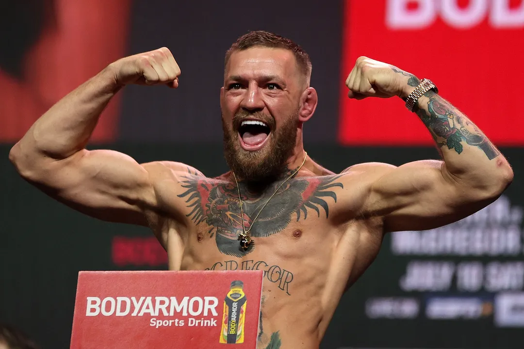 Conor McGregor pode enfrentar brasileiro em retorno ao UFC