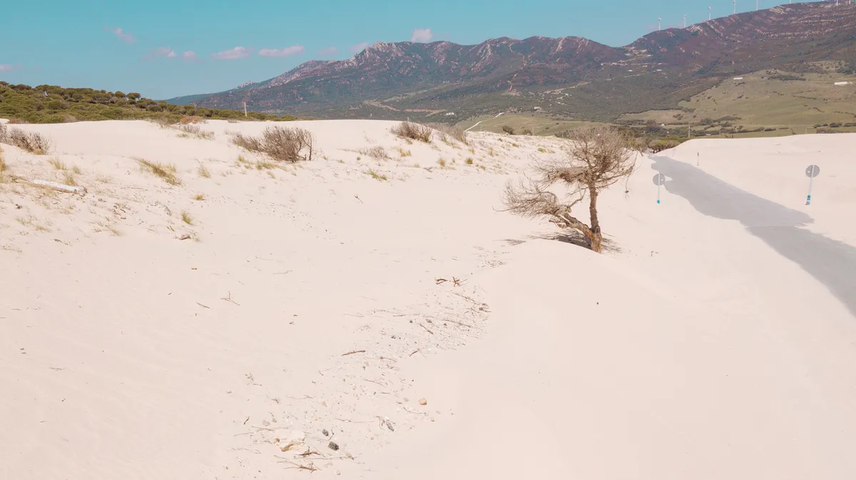Secretário é investigado por roubo de areia em obra do PAC