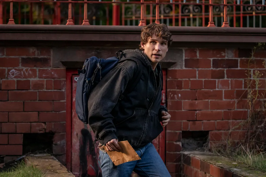 Nova série da Netflix expõe os bastidores e os segredos da organização que há séculos observa vampiros, bruxas e criaturas que operam nas sombras