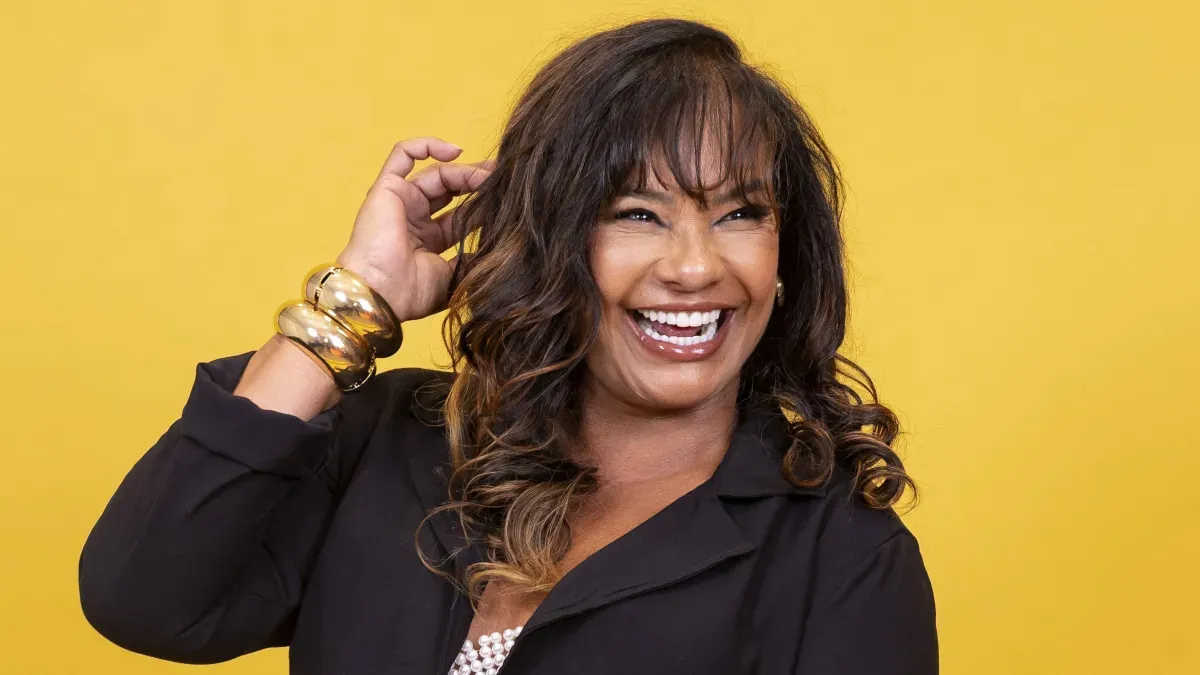 Atriz Solange Couto está entre os camarotes do BBB 26