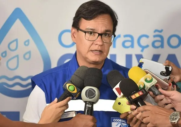 Sosthenes Macêdo assume Sedur