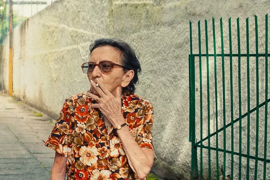 A personagem de Tânia Maria fumava com naturalidade no filme