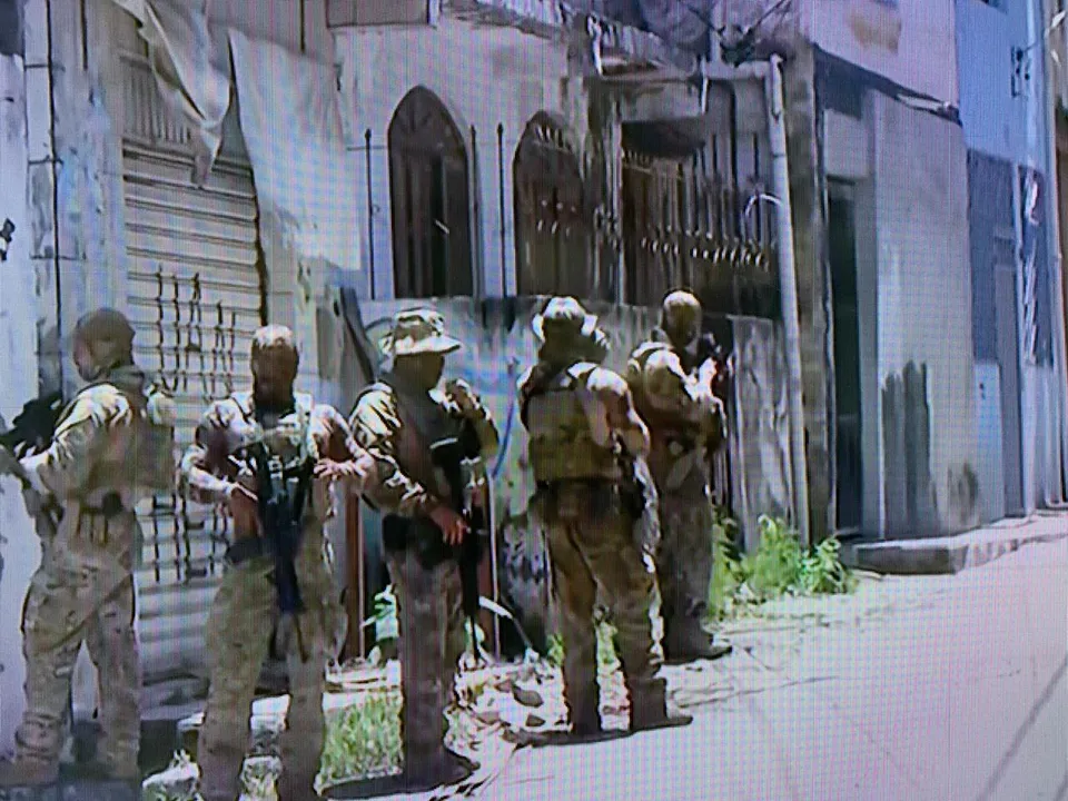 Imagem ilustrativa da imagem Tiroteio entre facção e polícia é registrado no Nordeste de Amaralina