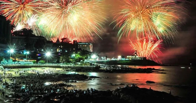 Imagem ilustrativa da imagem Vai chover no Réveillon? Confira previsão para virada em Salvador