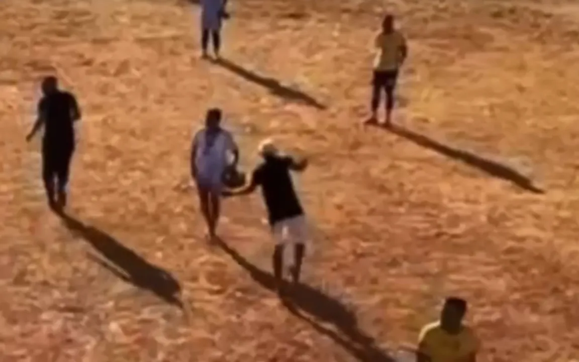 A ação criminosa foi registrada em vídeo