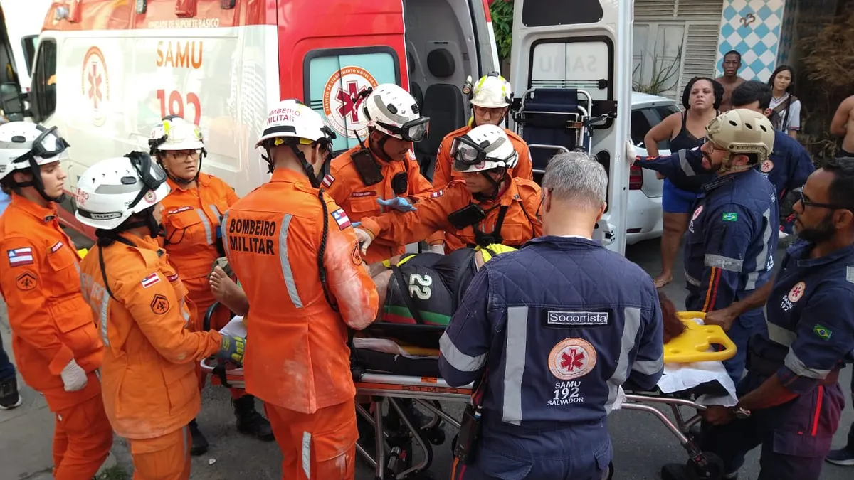 Mulher estava sozinha no imóvel na hora do desabamento