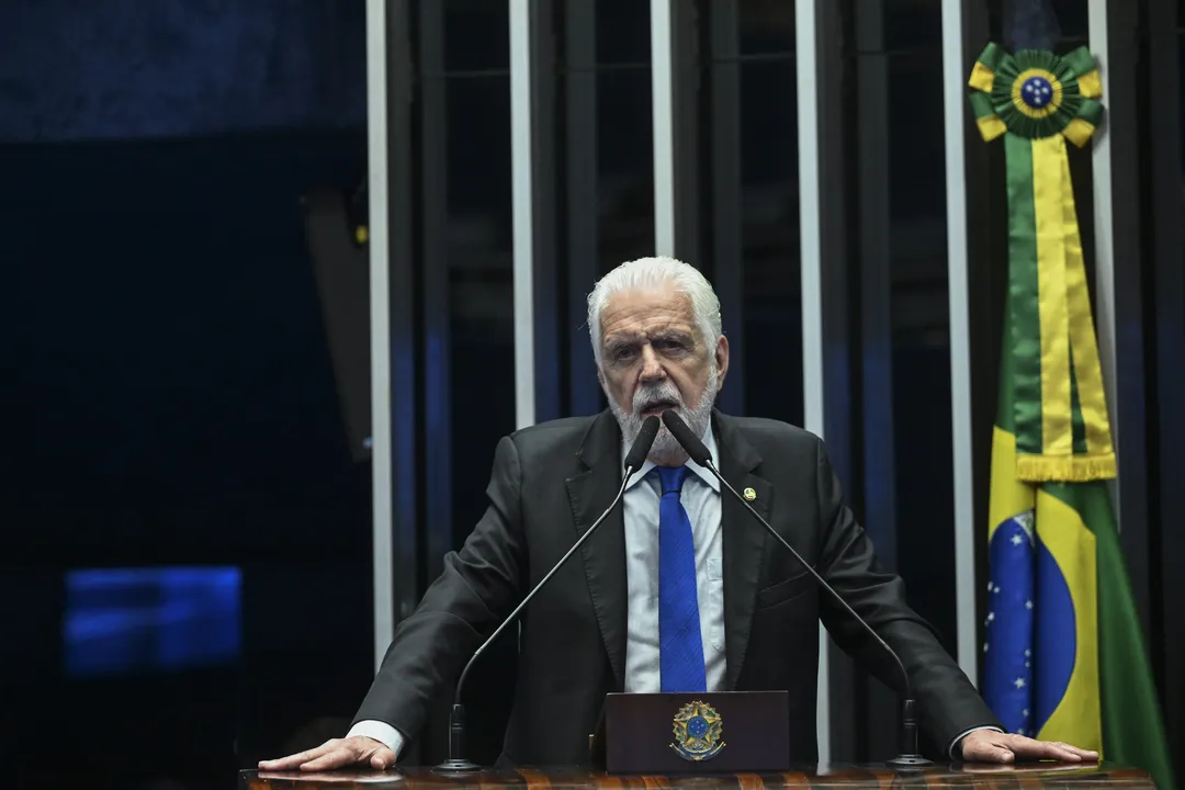 Senador Jaques Wagner (PT-BA) em discurso à tribuna.