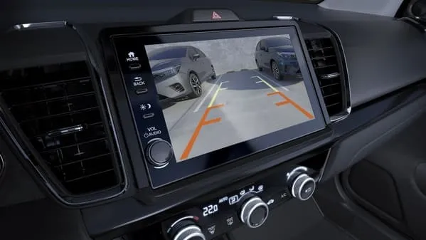 Imagem ilustrativa da imagem Acessível: veja os carros usados mais baratos com câmera de ré