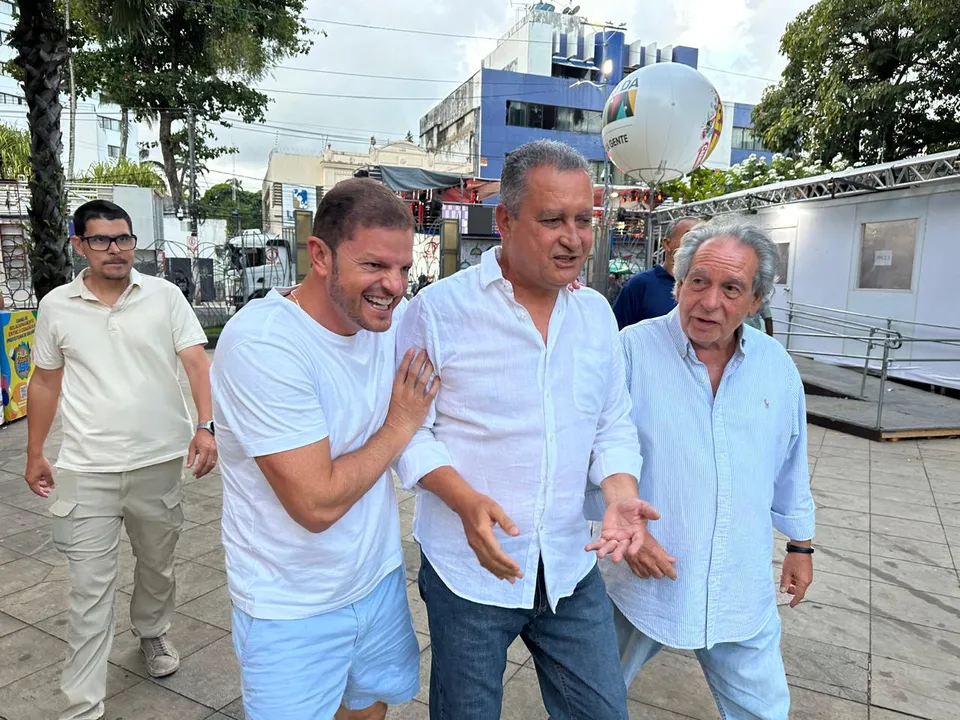 Quinho chegou ao circuito Osmar ao lado de Rui Costa.