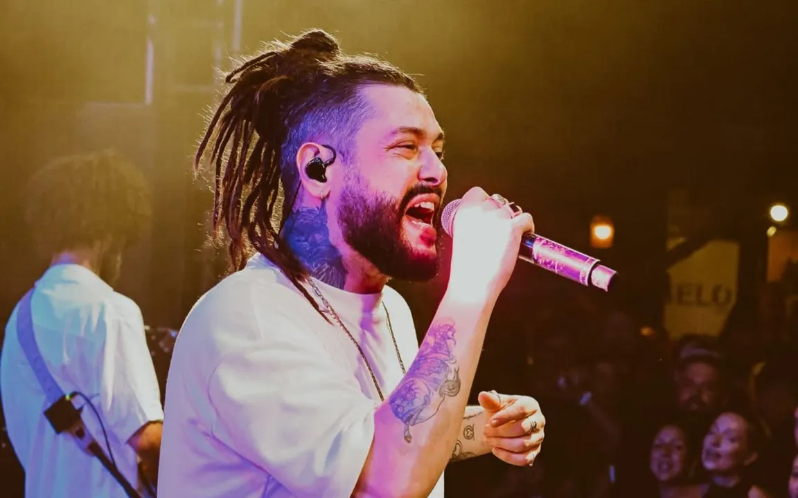 O hit já está disponível em todas as plataformas digitais