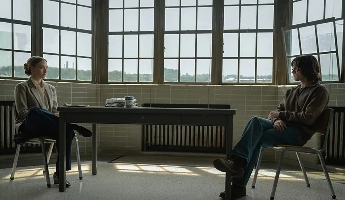 Minissérie conta a história de um jovem preso após ser apontado como possível envolvido em um tiroteio