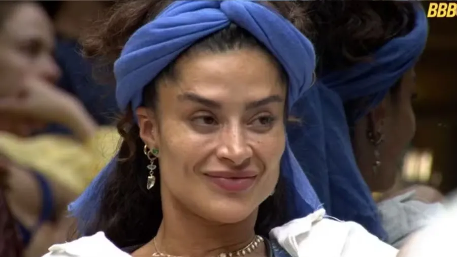 Imagem ilustrativa da imagem BBB: Em embate direto contra Ana Paula, Aline Campos é a 1ª eliminada
