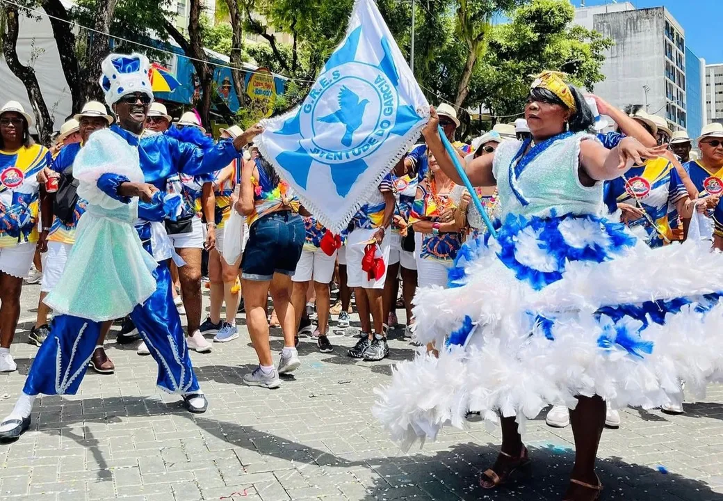 Tema escolhido para esse ano traz referência ao aniversário do bloco
