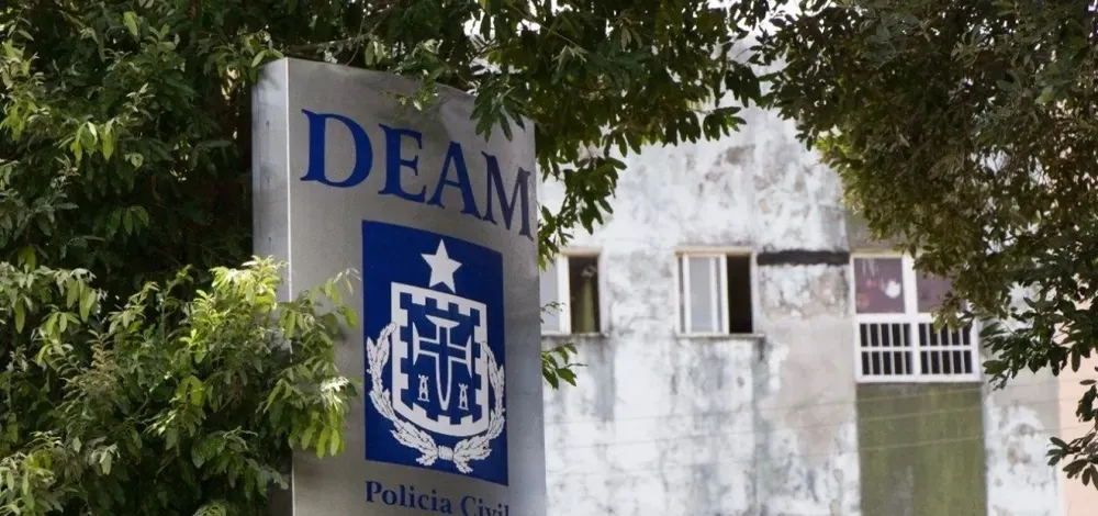 Delegacia Especial de Atendimento à Mulher (Deam)