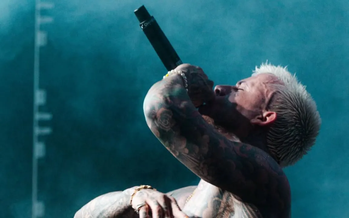 O artista compartilhou registros da mudança