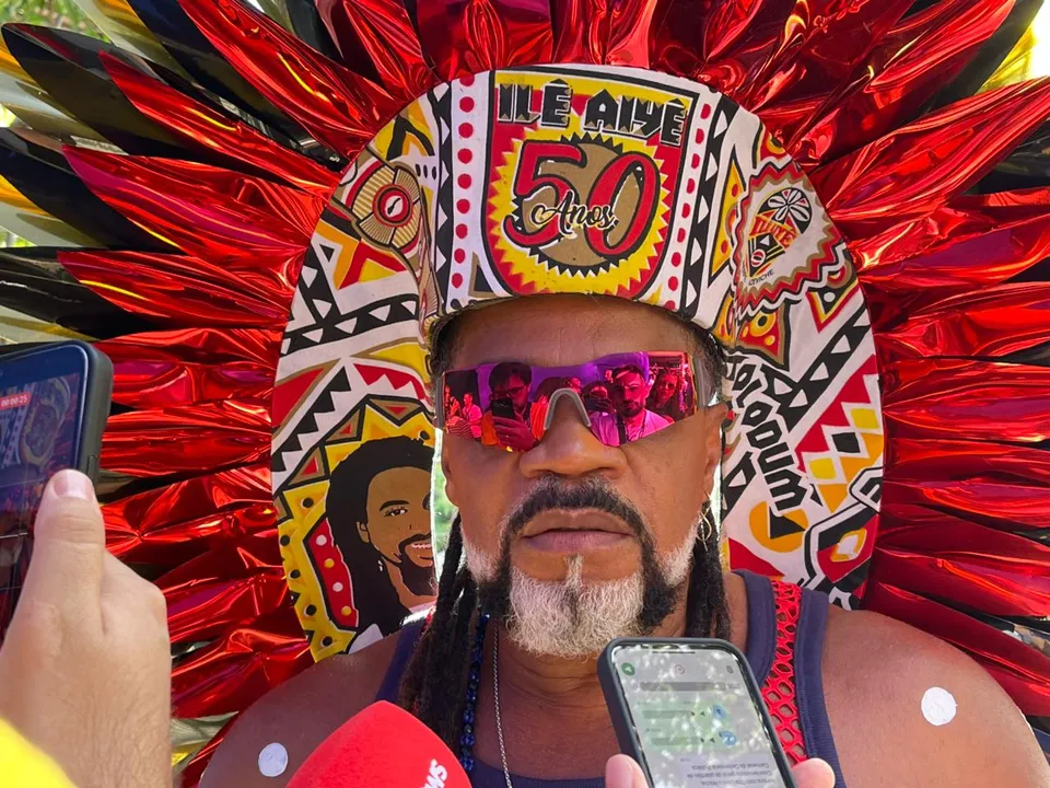 Imagem ilustrativa da imagem Carlinhos Brown defende melhorias para ambulantes no Carnaval de Salvador