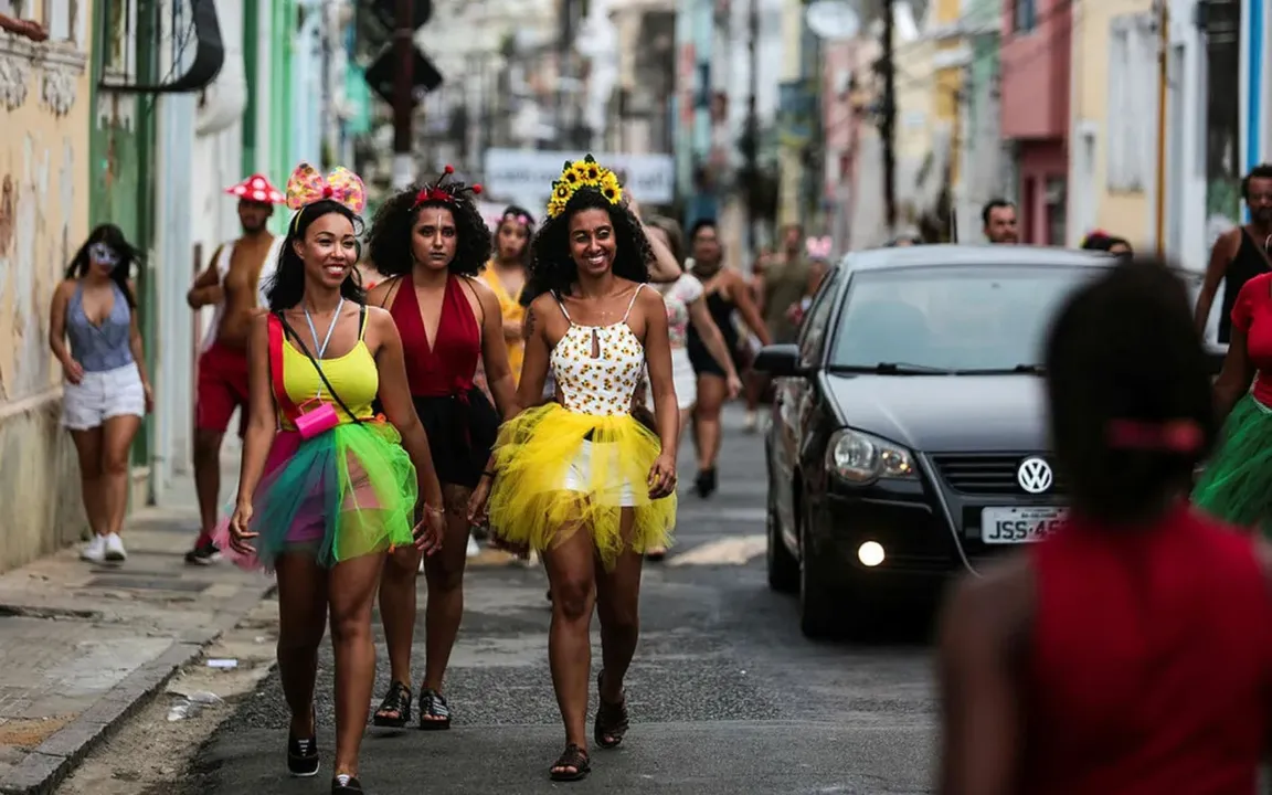 Os bloquinhos terão horário para começar