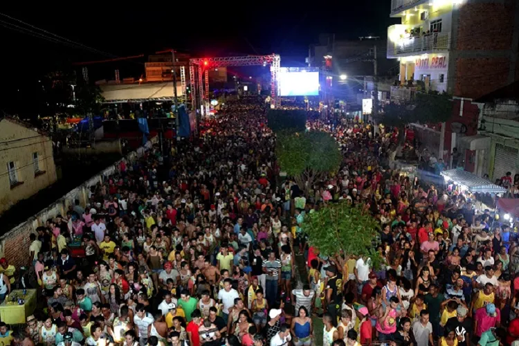 Prefeitura deve atuar na fiscalização direta, com autoridade para interromper shows e aplicar sanções