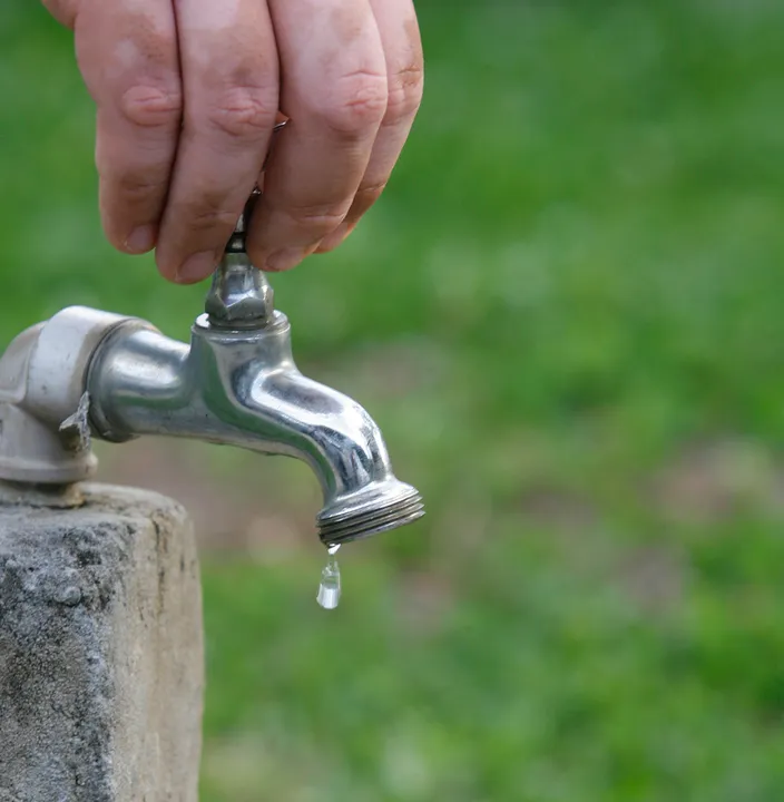 Imagem ilustrativa da imagem Cinco cidades da Bahia vão amanhecer sem água nesta quinta-feira