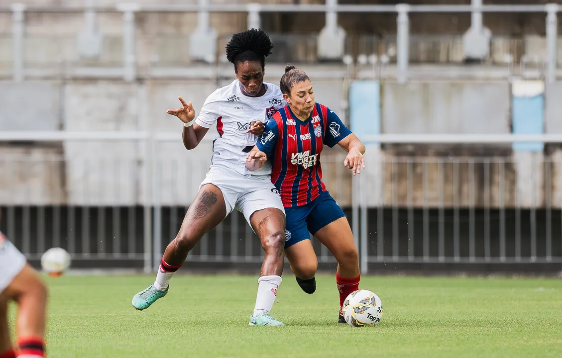 Dupla Ba-Vi representa a Bahia na elite do futebol feminino em 2026