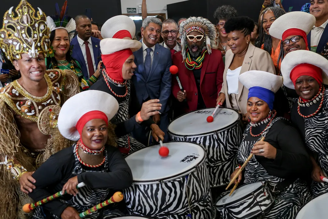 Governador da Bahia, Jerônimo Rodrogues, e ministra da Cultura, Margareth Menezes