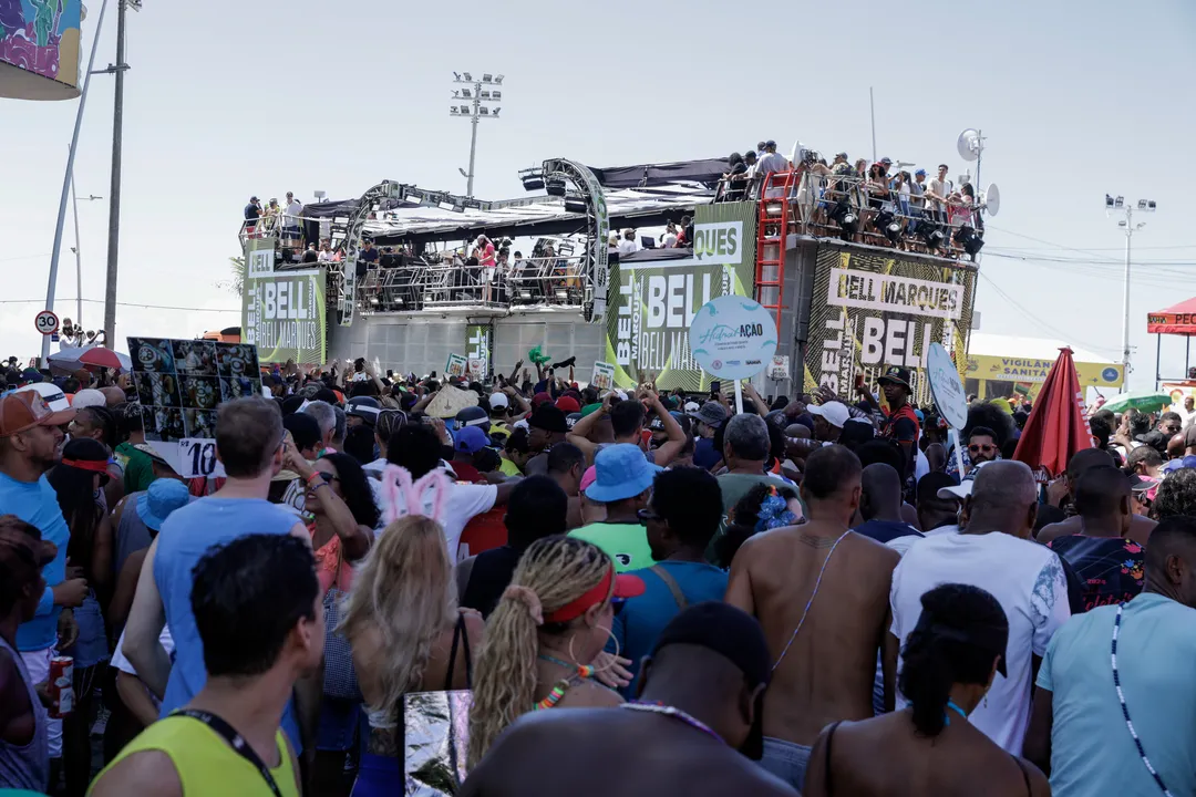 Esta é a segunda vez que Bell sofre com atrasos