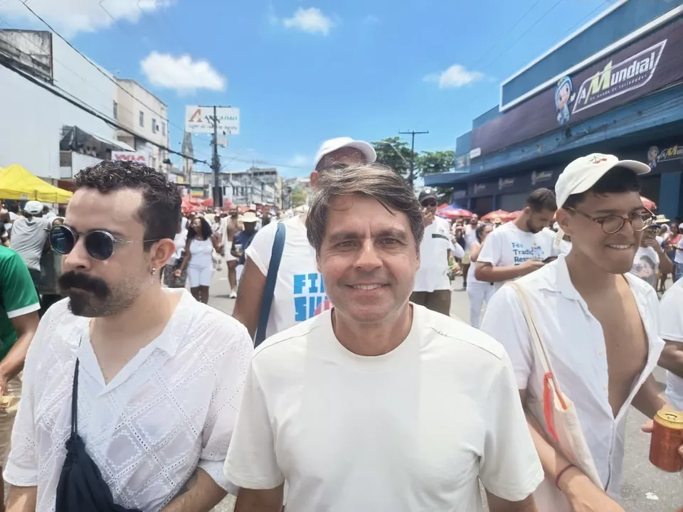 Deputado Paulo Câmara (PSDB) na Lavagem do Bonfim