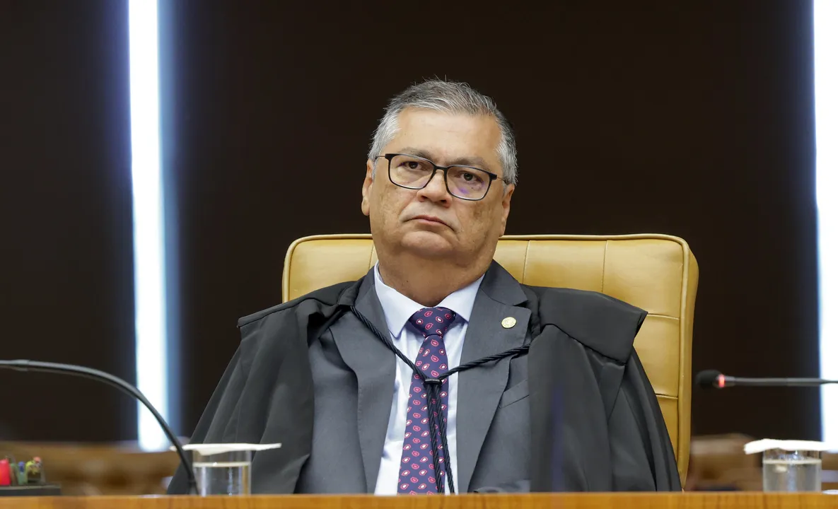 Decisão ocorre após Câmara e Senado aprovarem benefícios que elevam vencimentos acima do teto de R$ 46,3 mil