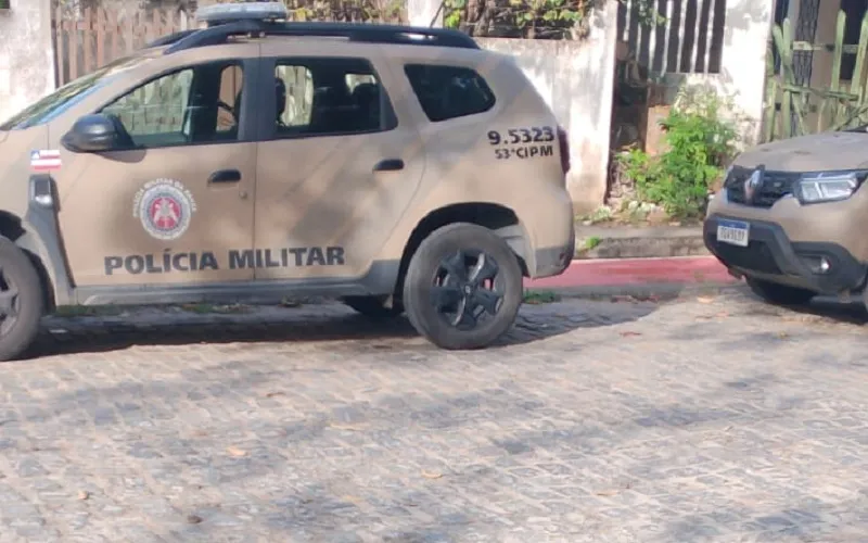 Imagem ilustrativa da imagem Dono de terreno denuncia ação arbitrária da PM em Imbassaí