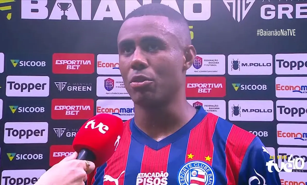 Erick durante entrevista