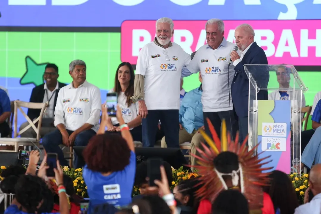 Wagner, Otto e Lula se reuniram para tratar sobre crise na Bahia.