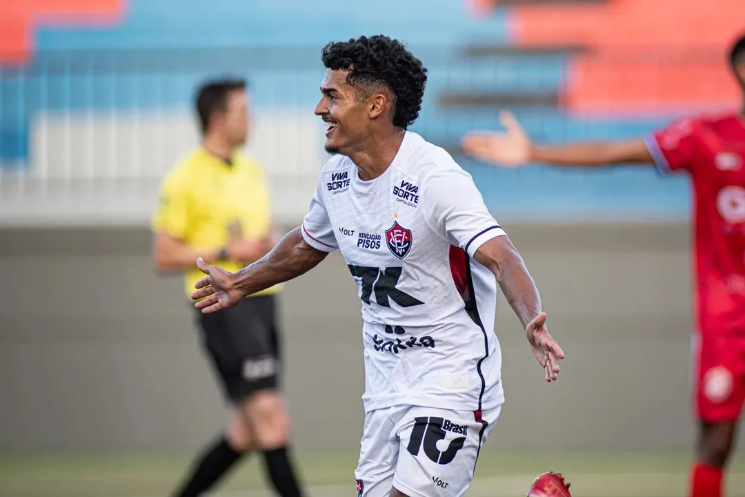 Luís Miguel, atacante que marcou um gol e deu uma assistência