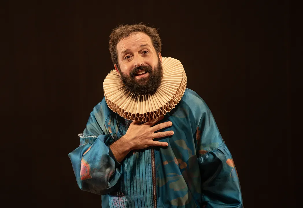 Gregório Duvivier estreia espetáculo inédito em Salvador