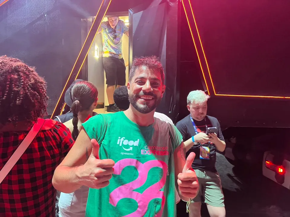 Declaração ocorre após notícias apontarem que a Record teria escolhido Evaristo para comandar o reality Casa do Patrão