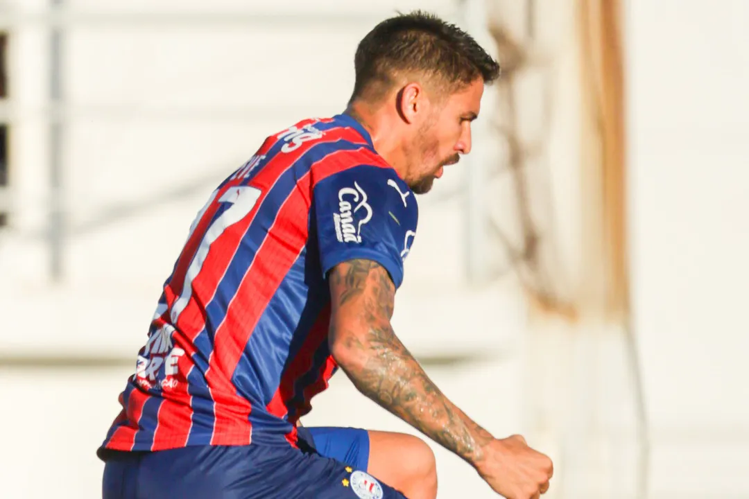 Everaldo reclama das condições do gramado em Juazeiro