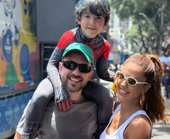 Everton Ribeiro no Carnaval