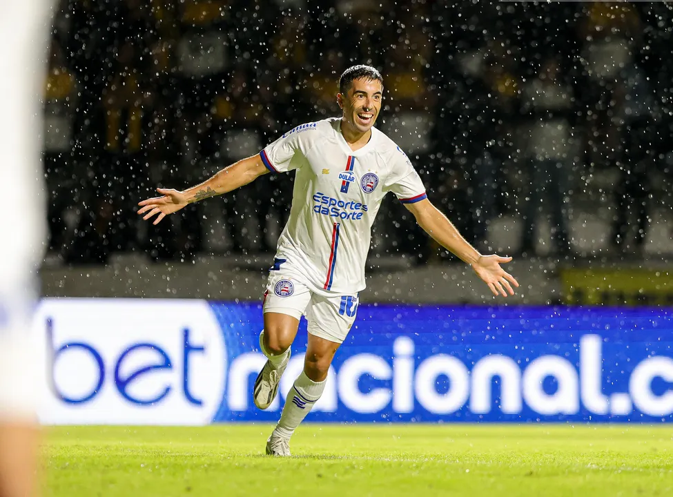 Imagem ilustrativa da imagem Ex-meia do Bahia é anunciado por rival nordestino que vai jogar a Série B