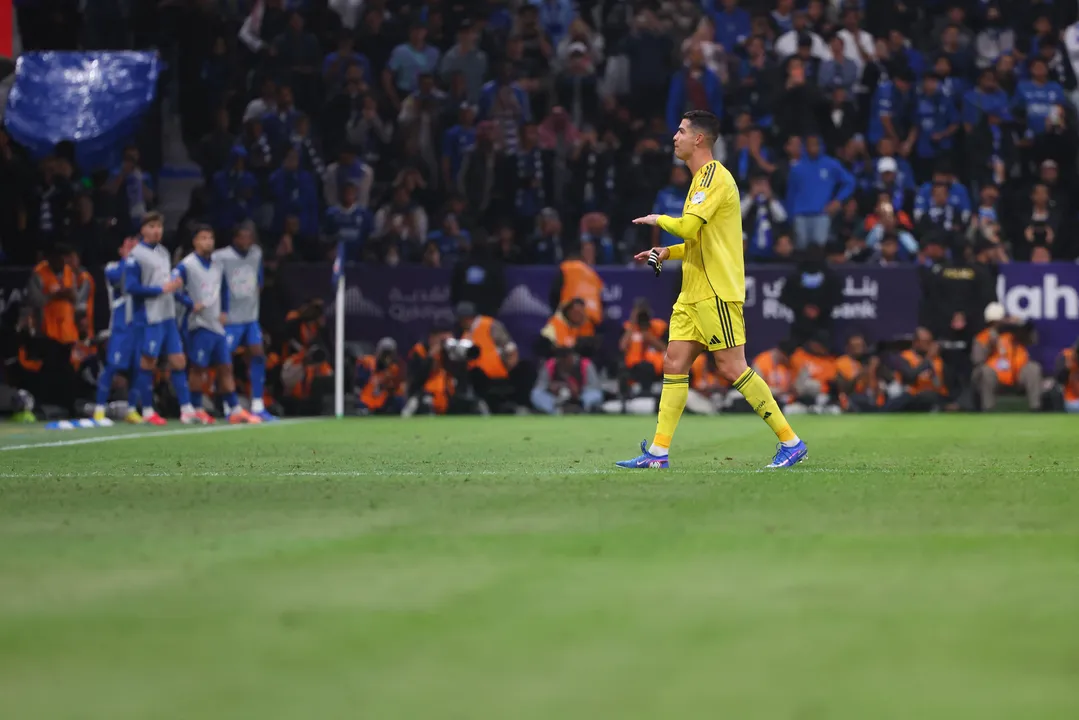 Cristiano Ronaldo bate de frente com gestão e não joga no Al-Nassr