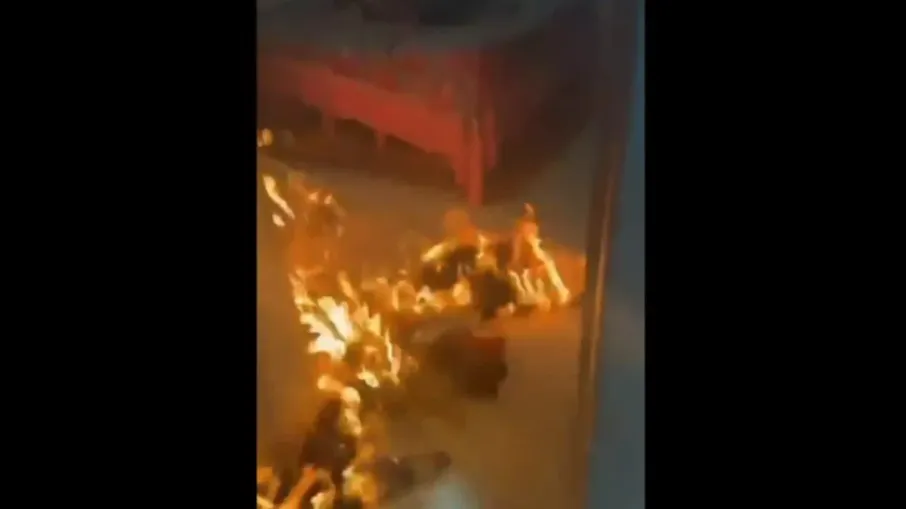 Homem é preso após destruir casa da própria mãe