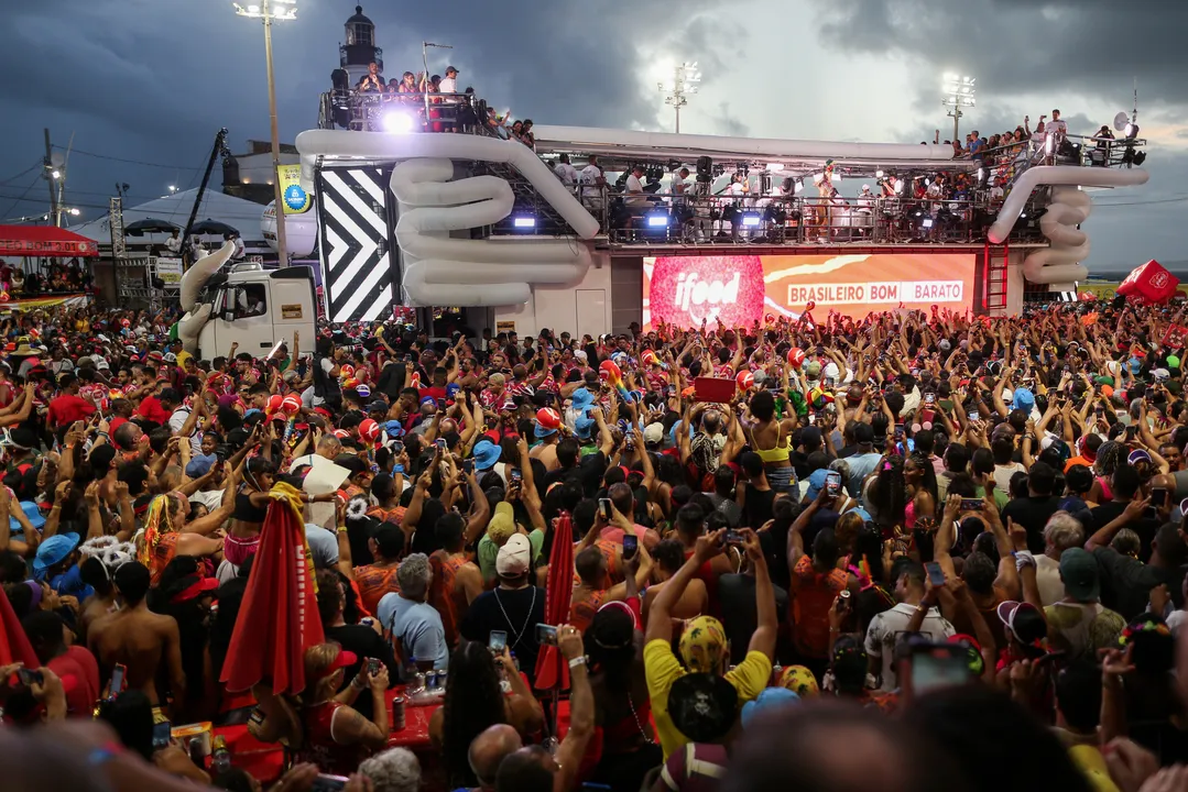 Guia de sobrevivência no Carnaval de Salvador