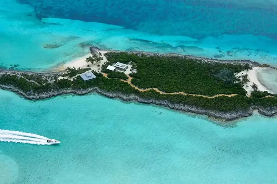 Astro de Hollywood tem ilha nas Bahamas e fortuna milionária