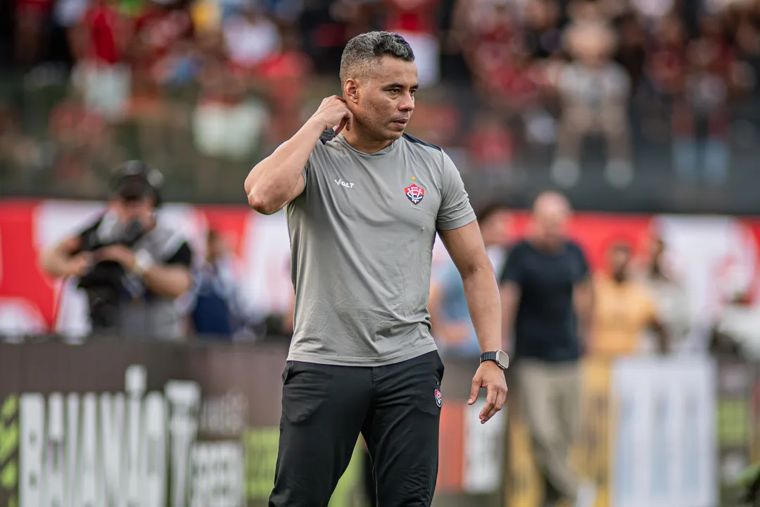 Jair Ventura no clássico Ba-Vi